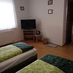 게스트하우스 펜지온 폴라르카 3*